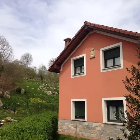Casa Llampedro * Canales (Asturias)