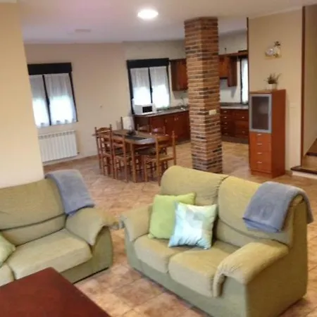 ヴィラ Casa Llampedro Canales