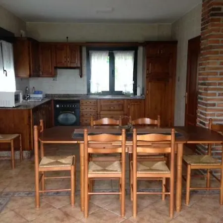 Villa Casa Llampedro Canales (Asturias)
